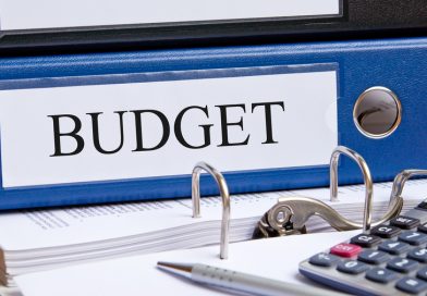 Public school board approves $1.7-billion budget